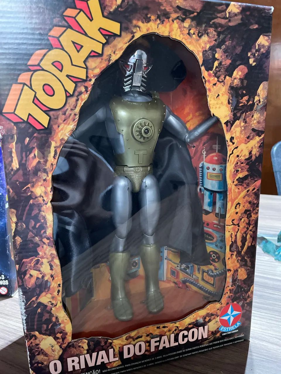Bonecos Falcon e torak da Estela  - Foto 3