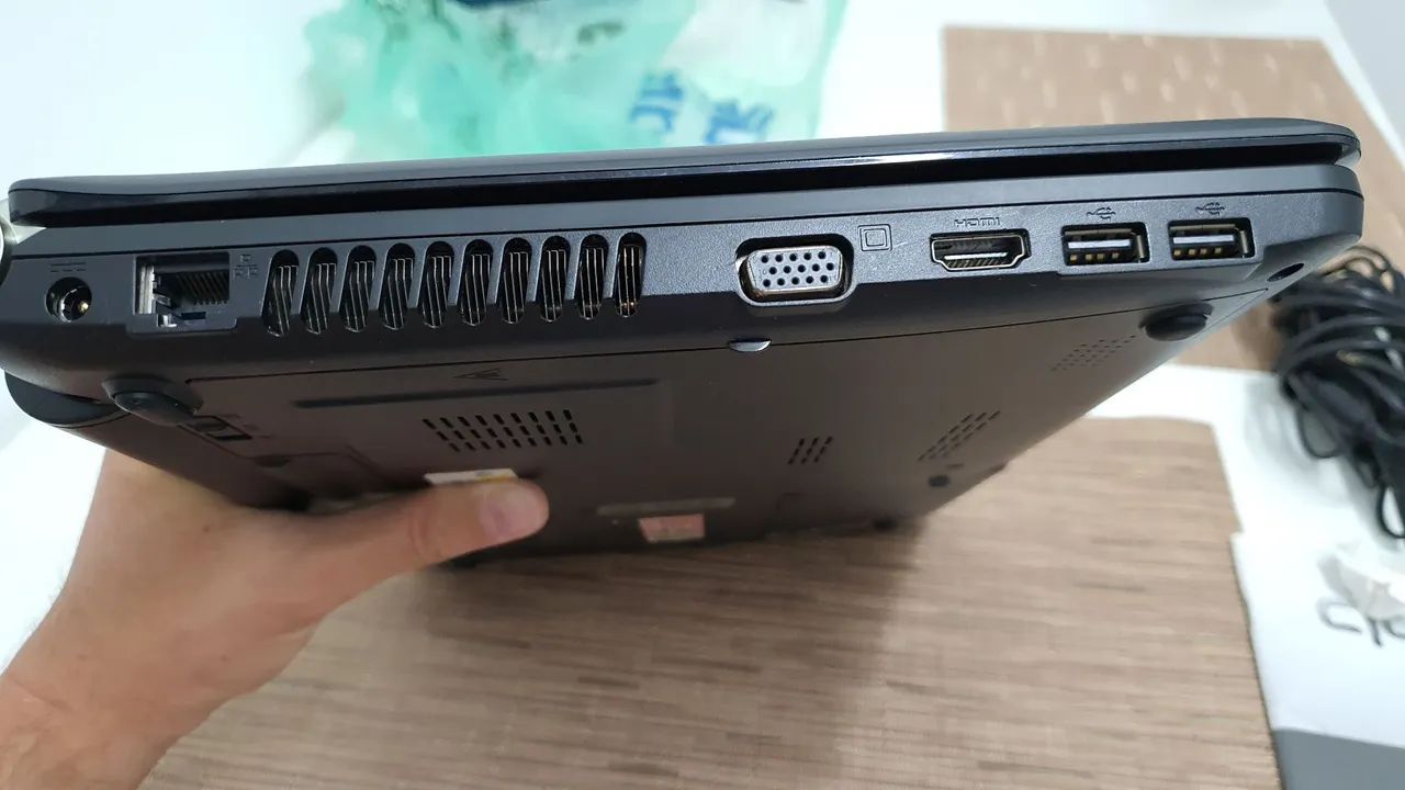 Notebook Qbex Excelente Estado - Foto 5