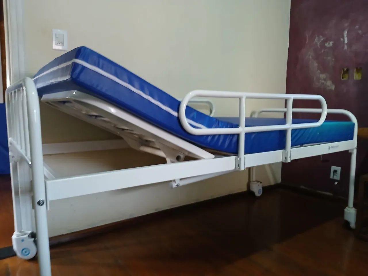 Cama hospitalar (sem colchão) - Foto 2