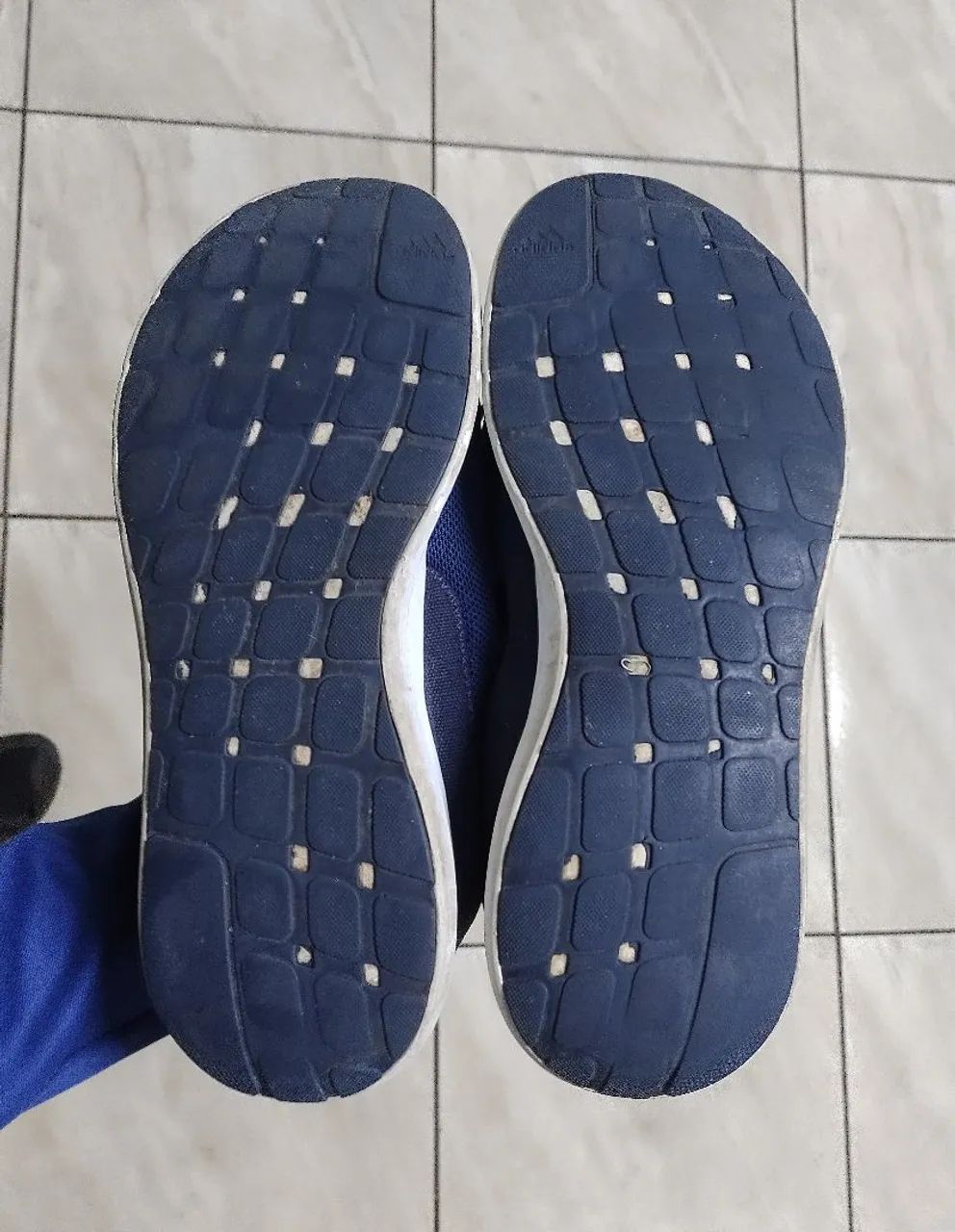 Tênis Adidas 43  - Foto 5