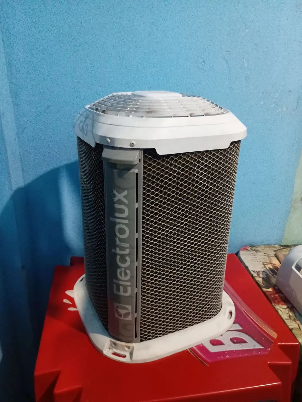 Ar condicionado split 12 btus da marca Eletrolux, em perfeito estado - Foto 3