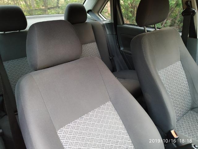 Fiesta sedan - Foto 2