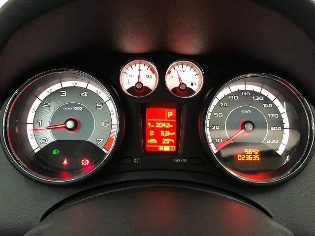 Peugeot 408 Griffe 1.6 Turbo / 2017 - Foto 10