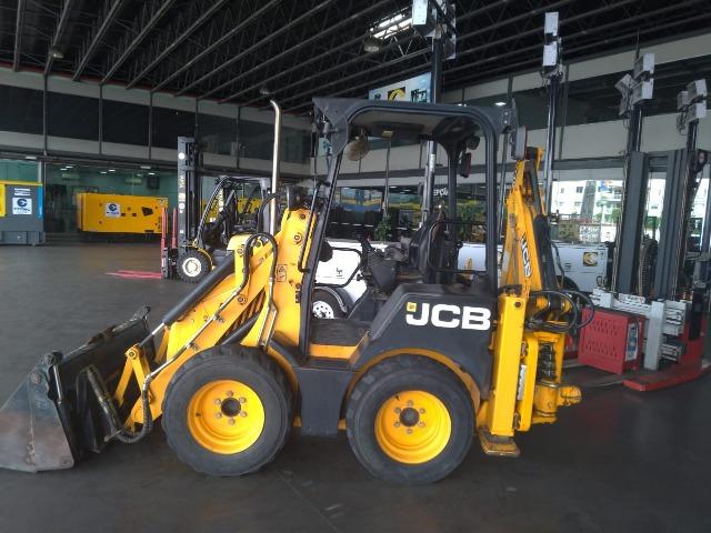 Retroescavadeira Compacta JCB - modelo 1CX - 2014 - Foto 4