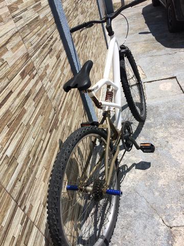 Bicicleta Aro 26 - Foto 3