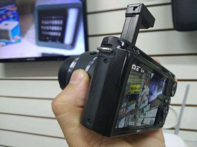 Nikon 1 J2 camera