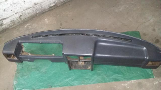 Tabelier original da Peugeot 504