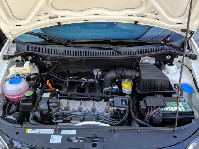 VOLKSWAGEN POLO SEDAN 2013/2014 1.6 MI 8V FLEX 4P MANUAL - Foto 12