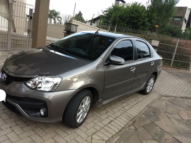 Toyota Etios Sedan 1,5 XLS 2017/18 - Foto 3