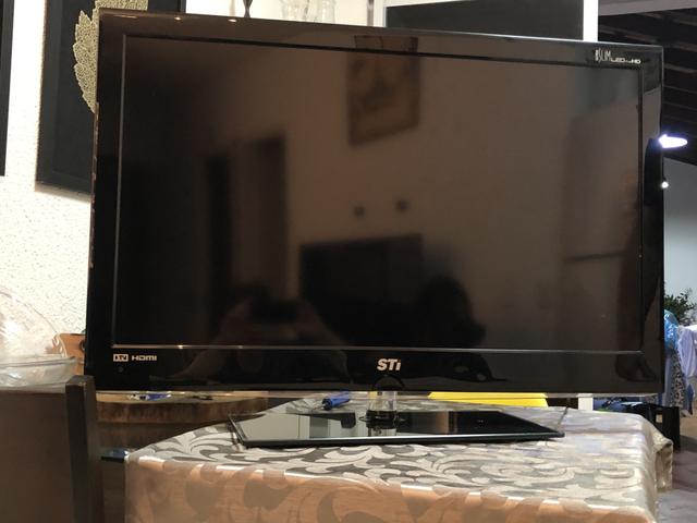 Tv Lead 40 Semp Toshiba