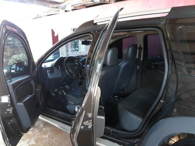 Vendo Renault duster - Foto 2