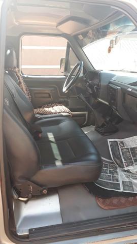 F1000