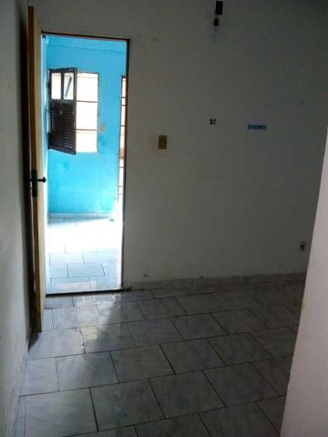 Vendo ou troco casa térrea - Foto 6