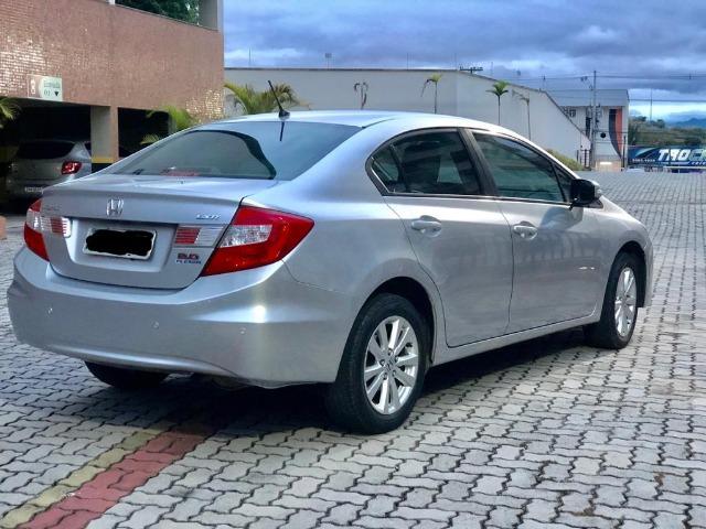 Única dona - Civic 2.0 LXR automático 2014 - Foto 12