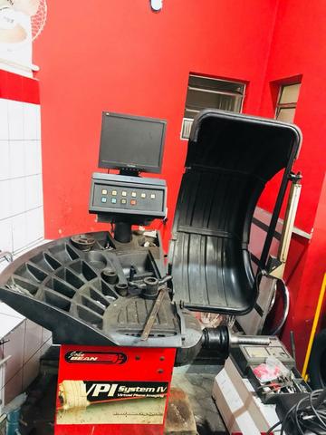 Balanceadora de coluna John Bean com Monitor