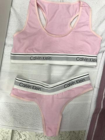 Conjuntinho de top Calvin Klein - Foto 3