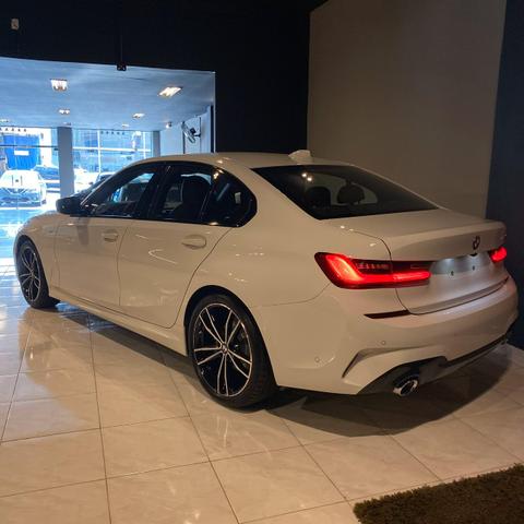 BMW 320i 2.0 Turbo M Sport - Foto 3