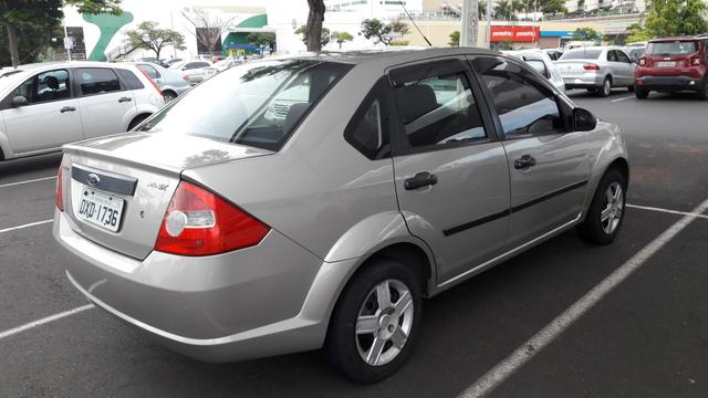 Vendo fiesta sedã 2008 R$15.500