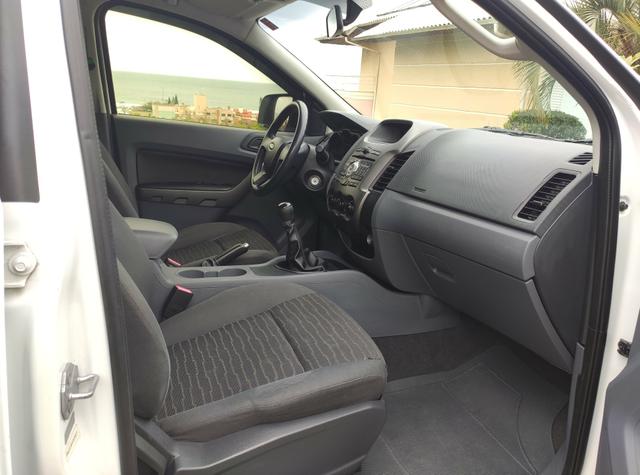 Ford Ranger XLS CD Cabine dupla 2014 Impecável - Foto 5