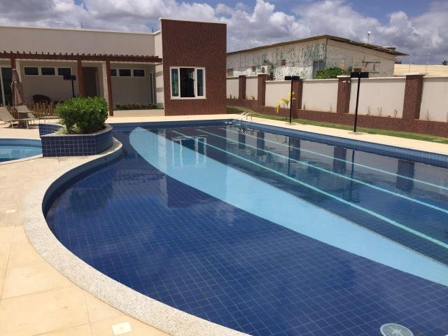 Alugo- Apartamento no Condomínio Vila de Espanha