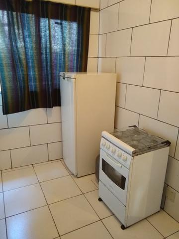 Quarto individual mobiliado feminino