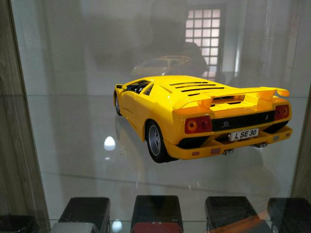 Lamborghini Diablo (30 anos) - Foto 4