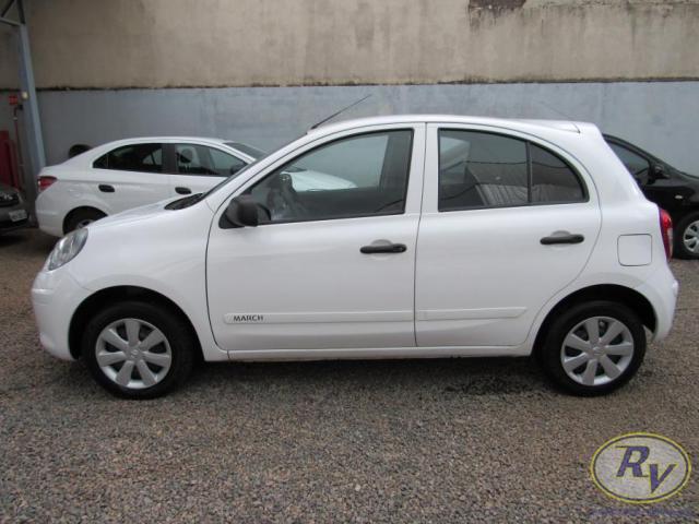NISSAN MARCH 2013/2014 1.0 16V FLEX 4P MANUAL - Foto 2