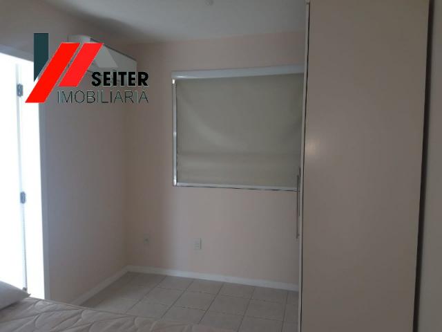 Apartamento mobiliado de 2 dormitorios suite e sacada com churrasqueira no itacorubi - Foto 18