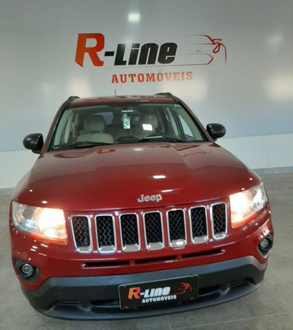 Jeep Compass Sport 2.0 2012/ Pneus novos/ Impecável - Foto 5
