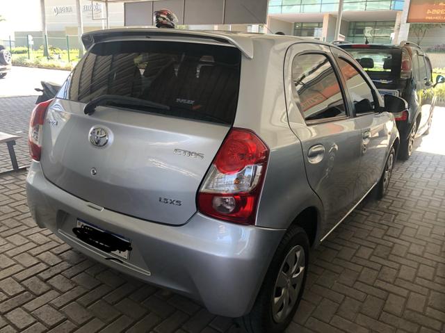 Etios xs 1.5 flex completo ano 2015