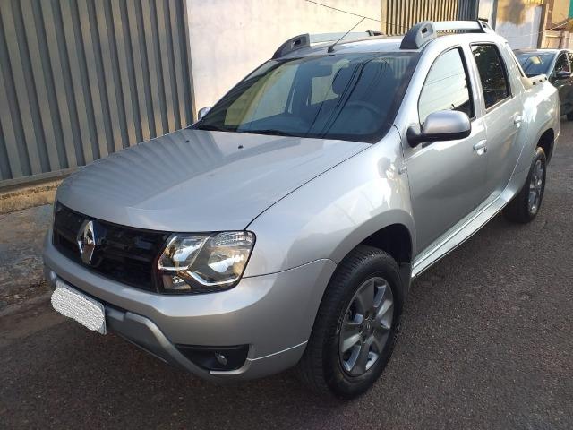 Duster Oroch aut. 2.0 18/18 IPVA pago