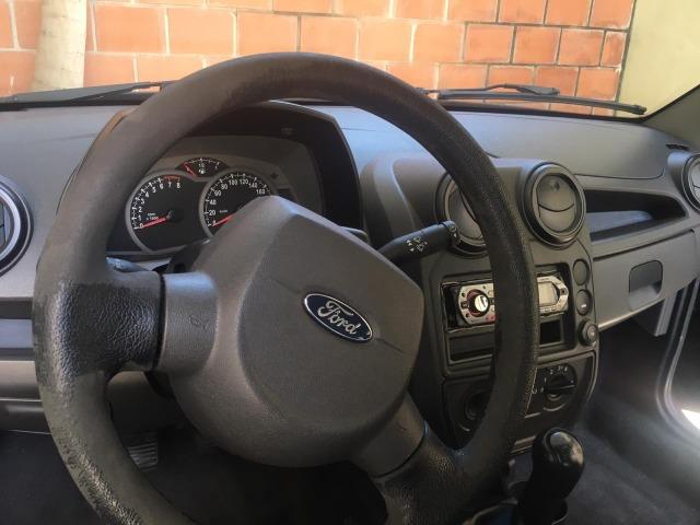 Ford KA 1.0 2011 Preto - FLEX - Foto 6