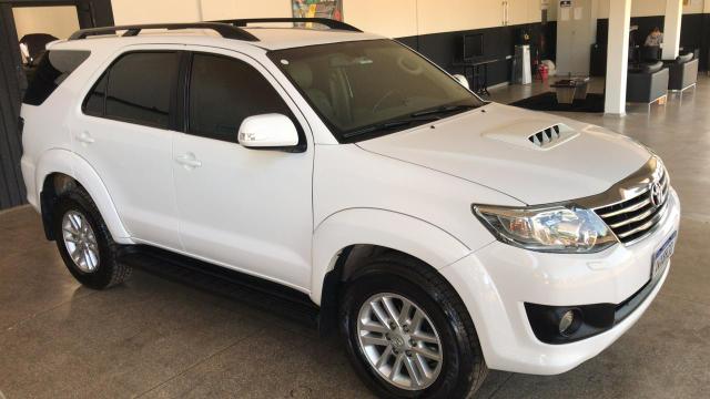 Toyota Sw4 Diesel 4x4 Automática - Foto 2