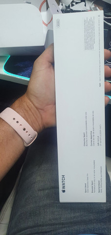 Troco pulseira Rose apple watch original na caixa - Foto 2