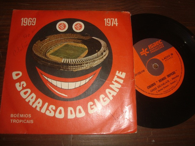 Internacional, Futebol, 1969 - 1974, Compacto disco vinil Inter, O Sorriso do Gigante - Foto 2