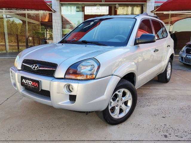 Hyundai Tucson GL 2.0 - Manual - 2010 - Foto 2