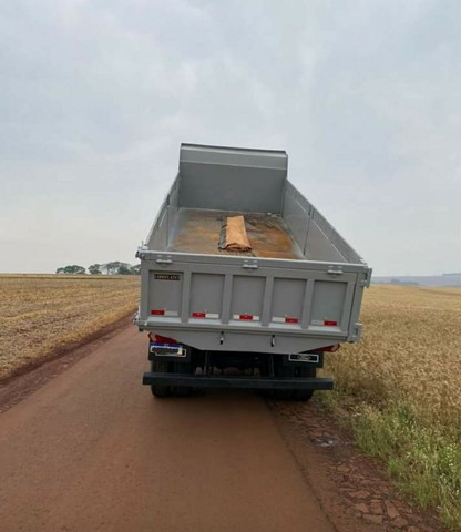 Ford Cargo 2423  Caçamba  6x2. - Foto 4