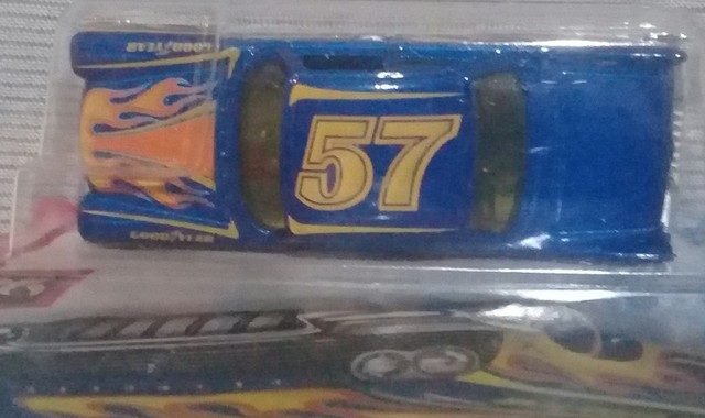 Miniatura 1/64 Plymouth Fury 57 - Foto 3