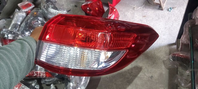 Lanterna do Toyota Yaris
