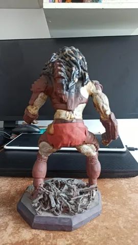 Estátua Predador Clássico 30cm - Escala 1:6 - Foto 4