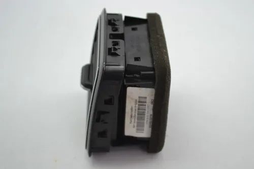 Difusor Saida Ar Lado Direito Painel Vw Amarok 2016 Original - Foto 4