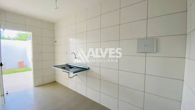 CASA COM 2 QUARTOS SENDO 1 SUÍTE E ESPAÇO GOURMET NO BAIRRO SIM