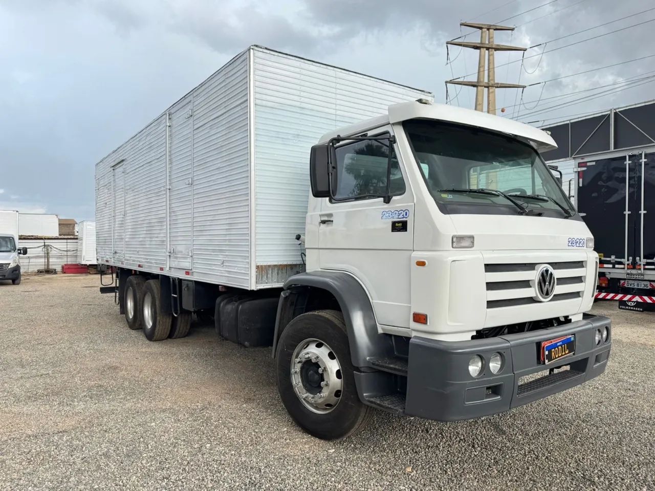 VW 23-220 ano:2005 Bau 2*Dono super conservado - Foto 2