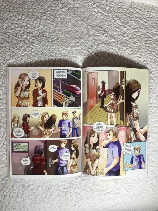 Livro HQ Fazendo Meu Filme 1 - Em Quadrinhos - Paula Pimenta  - Foto 4