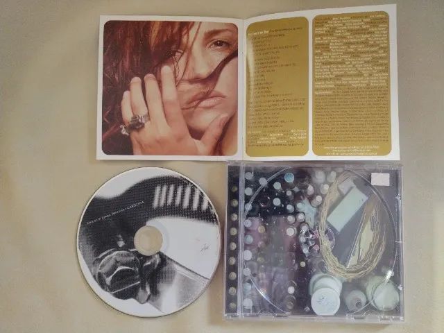 2 CD s Ana Carolina, conservado os encartes - Foto 6