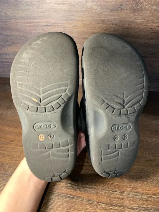 Crocs Infantil Preto Unissex Tamanho 12 - Foto 5