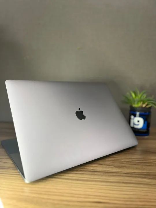 Macbook Pro 2019 Model A2141 Touch Bar / Touch ID  Intel core i7 2.6GHz 16GB RAM DDR4 512G - Foto 2