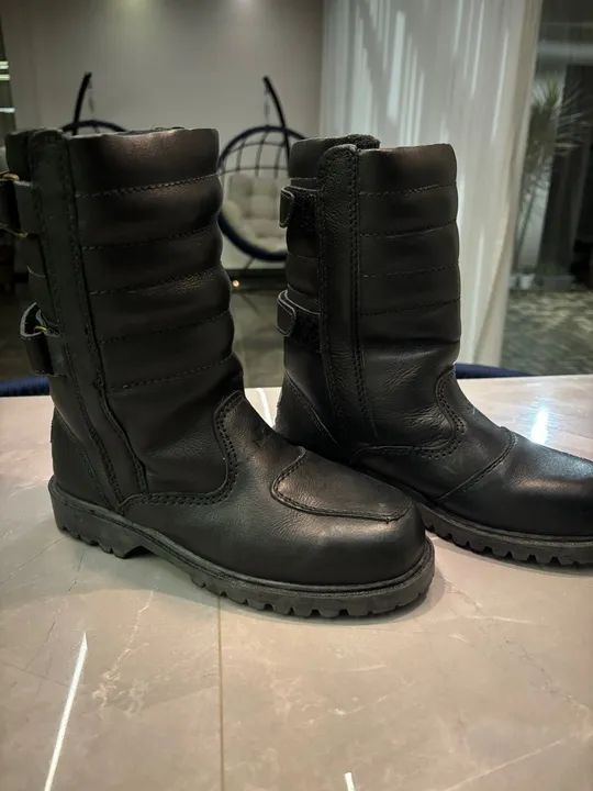 Botas de Motociclista de Couro - Impermeáveis e Resistentes! - Foto 3