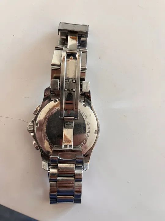 Relógio Victorinox Swiss Army Cronógrafo Masculino - Foto 3
