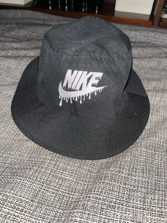 Bucket Nike 